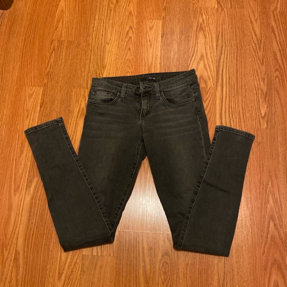Joe’s Jeans The Skinny Dark Gray Wash Sz 25 in VGUC!